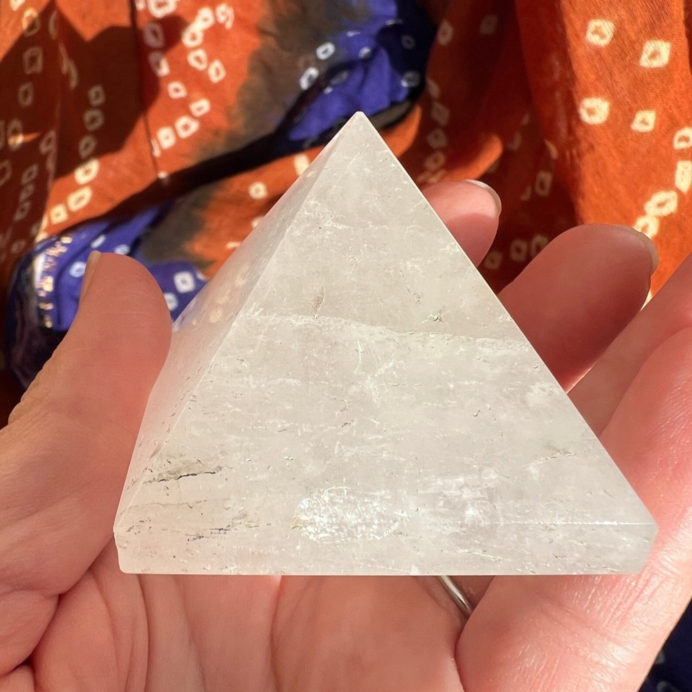 WHITE QUARTZ CRYSTAL PYRAMID
